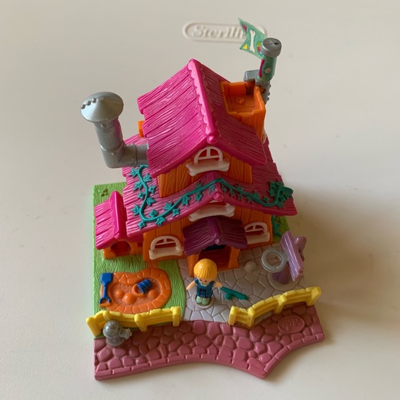 Vintage Polly Pocket Dog House Set - Picture 1 of 7
